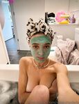 Smashedely Nude In Tub Leaked of