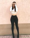SUPER PAWG JANA CULOVIC stretching out leggins