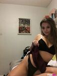 Pom_wm OnlyFans leak pictures