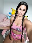 Marie Temara aka Polyprincessriri OF Full Photo Album