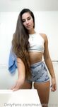 Marie Temara aka Polyprincessriri OF Full Photo Album