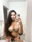 Marie Temara aka Polyprincessriri OF Full Photo Album