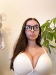 Sophie Mudd OnlyFans Photo Album