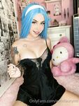 Bunnyhazed aka Eveelaurynn OnlyFans Photo Album