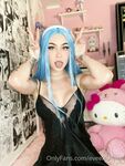Bunnyhazed aka Eveelaurynn OnlyFans Photo Album