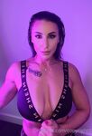 Amanda Micallef Nude OnlyFans Photos