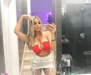 Aliciazore 18yo blonde australian thot with big tits