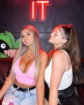 Aliciazore 18yo blonde australian thot with big tits