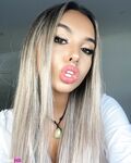 Aliciazore 18yo blonde australian thot with big tits