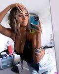 Aliciazore 18yo blonde australian thot with big tits