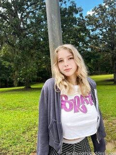 ItsBumbleBea OnlyFans Photo Leaks